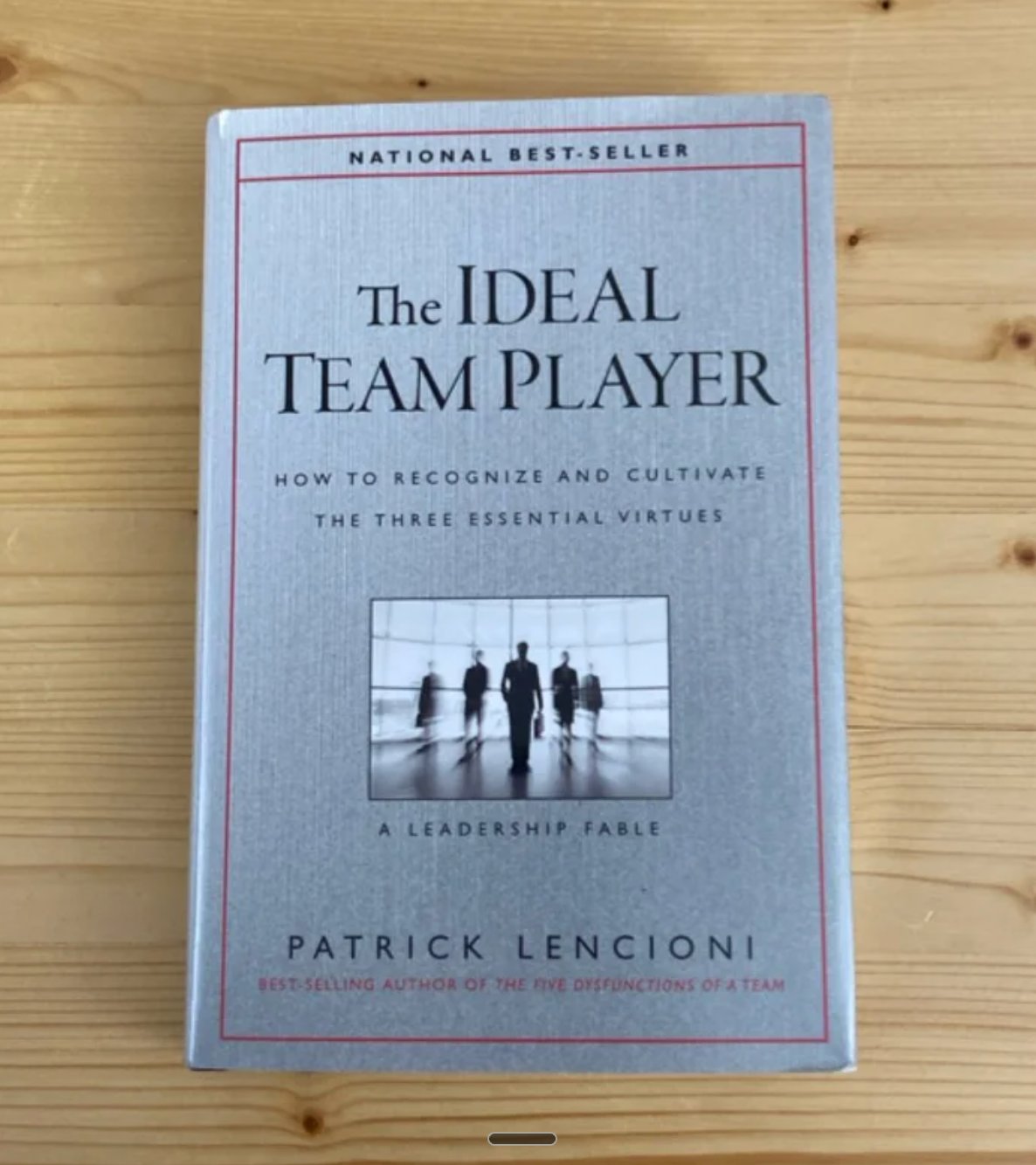 The Ideal Team Player by Patrick Lencioni — book cover